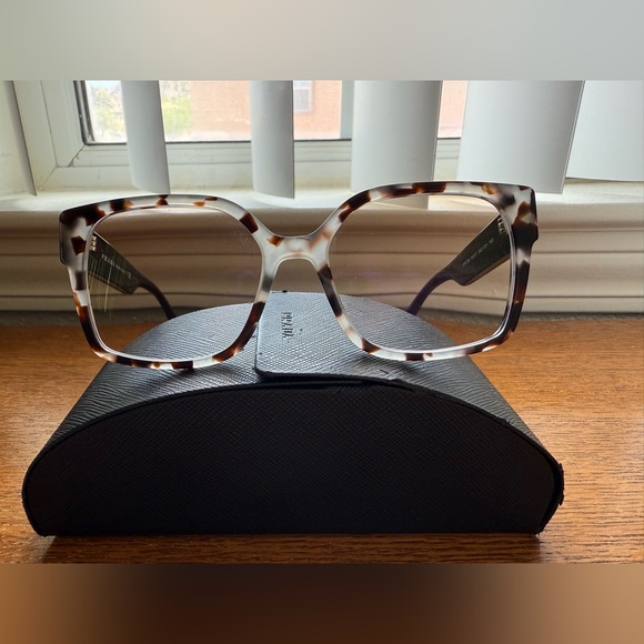 Prada Tortoise Shell Eyeglasses Frames - Picture 1 of 6